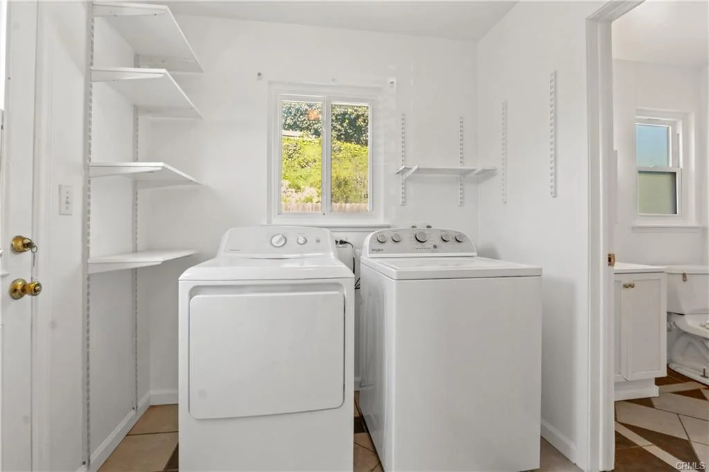 1700-Grenadier-Dr-13