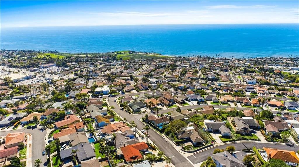 1700-Grenadier-Dr-23