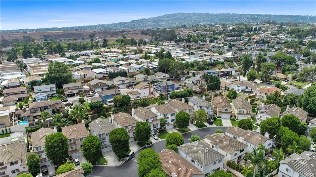 26347-Pines-Estates-Drive-35