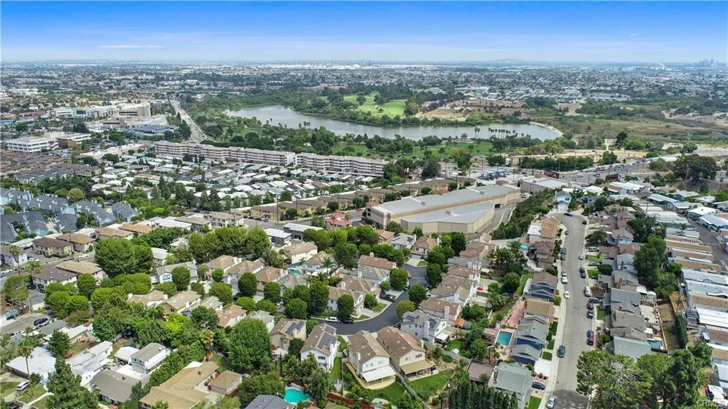 26347-Pines-Estates-Drive-38