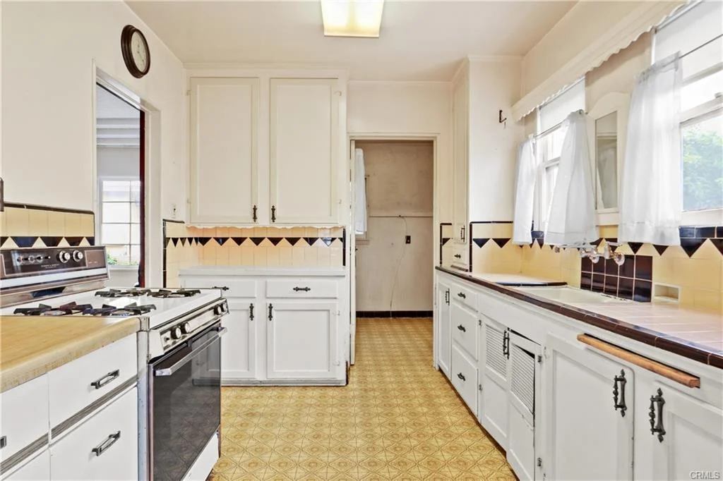 732-S-Alma-Street-11