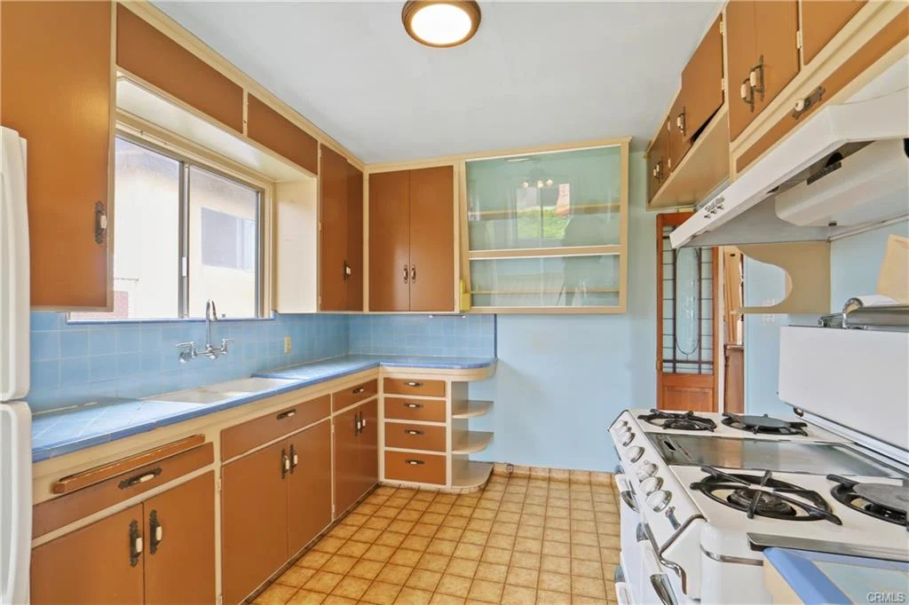 732-S-Alma-Street-21