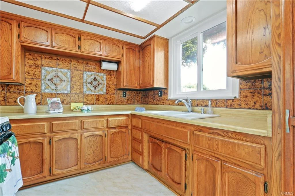 1616 Bardale Ave -11