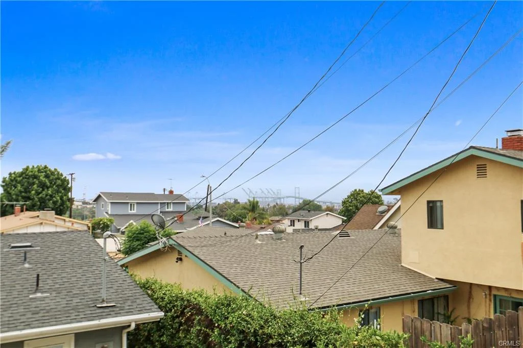 1616 Bardale Ave -24